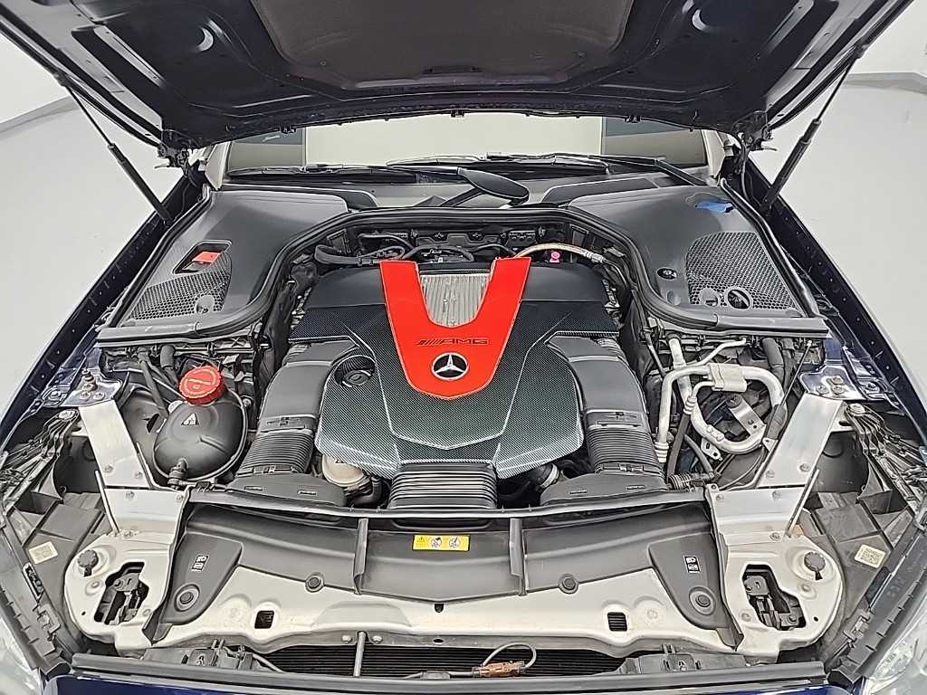 Mercedes Benz E class - Vista 6