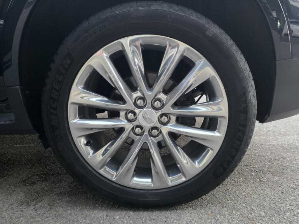 Cadillac XT5 - Vista 7