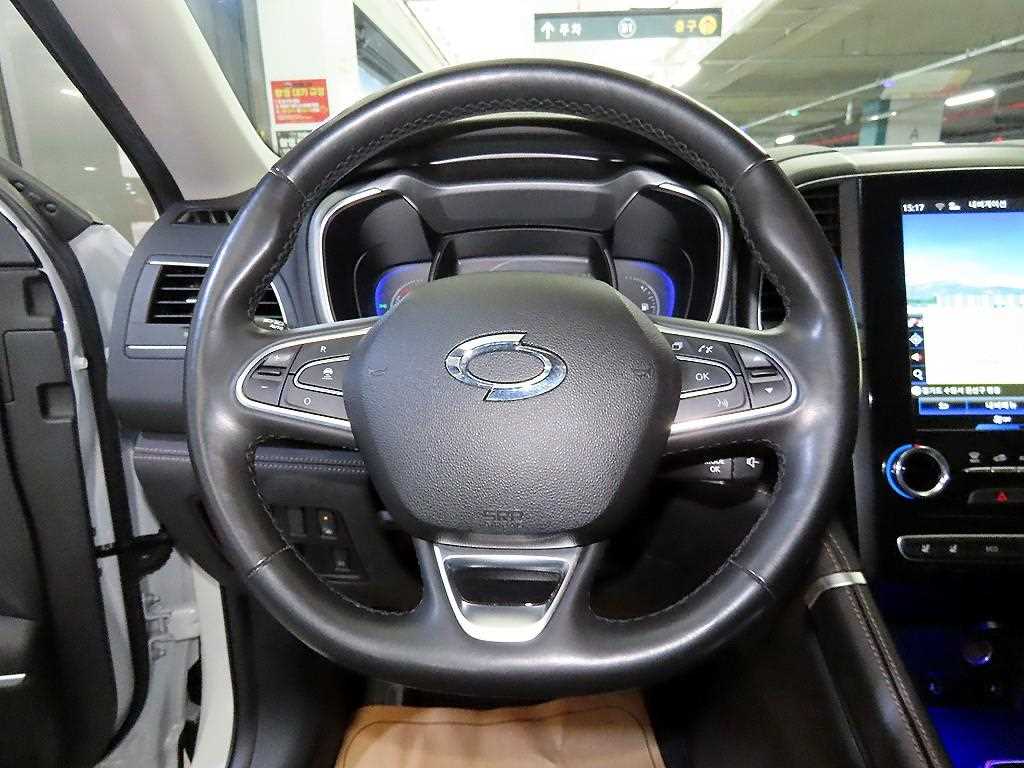 SAMSUNG QM6 - Vista 8