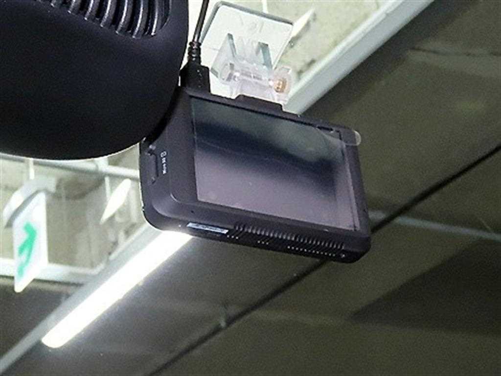 SAMSUNG QM6 2023 Blanco - Importación desde Corea - HF Imports Iquique - Foto 16