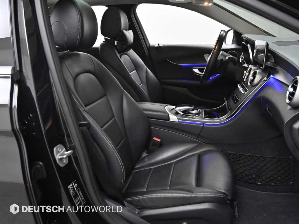 Mercedes Benz C Class - Vista 10