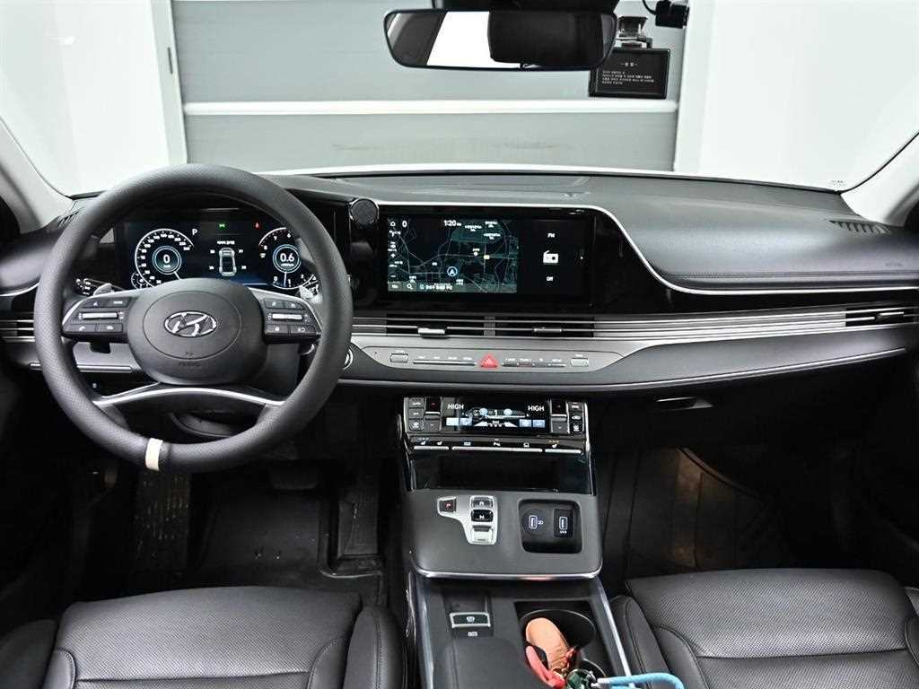 HYUNDAI Grandeur - Vista 7