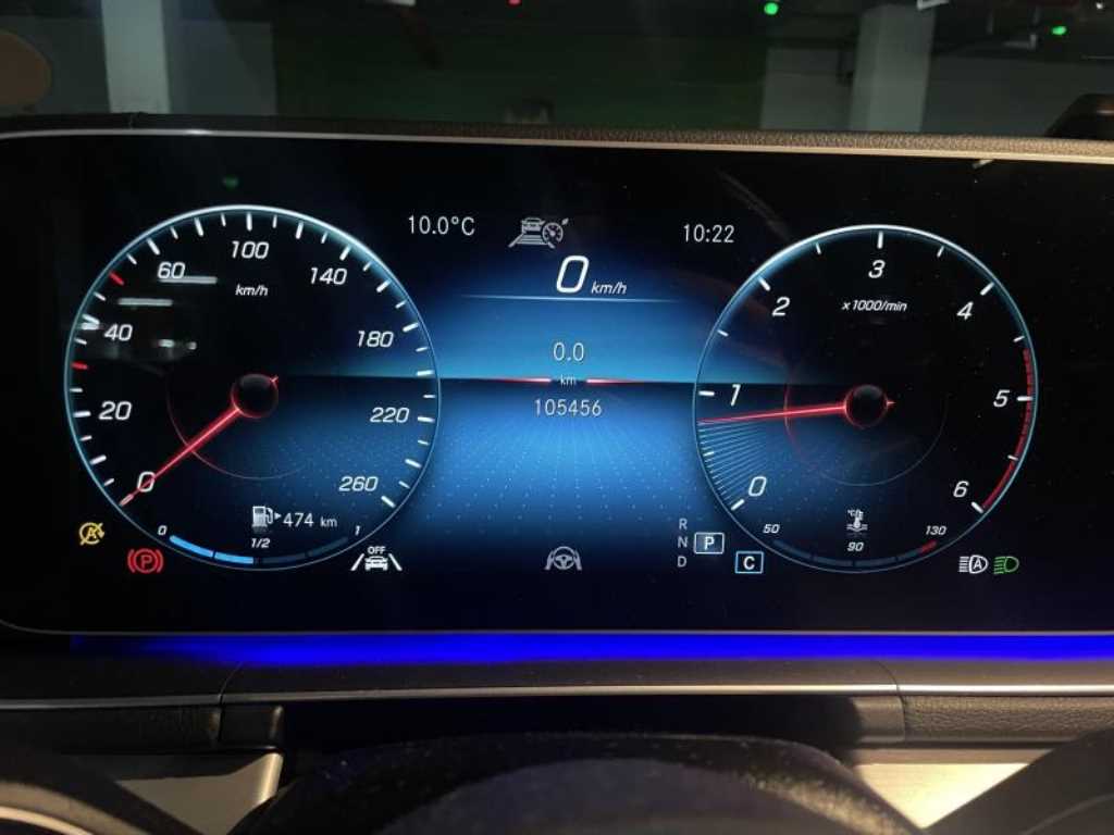 Mercedes Benz GLE Class - Vista 9