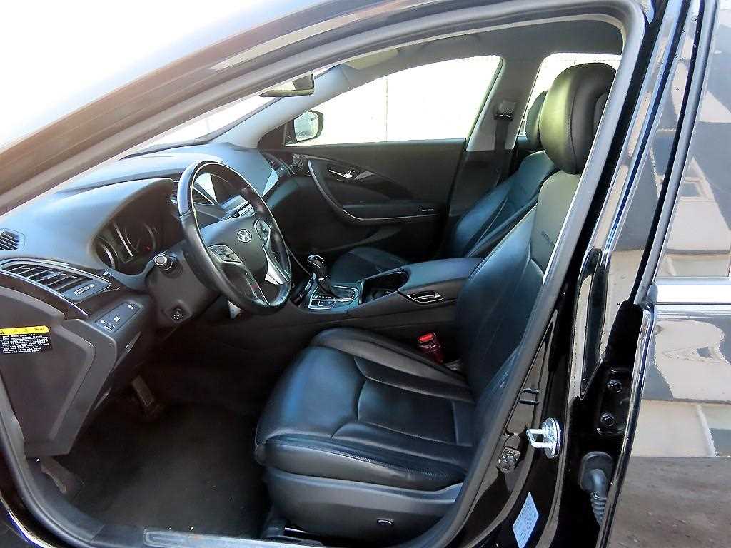 HYUNDAI Grandeur - Vista 5