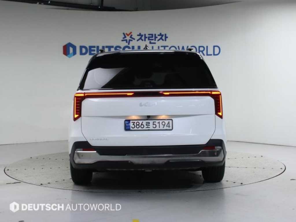 KIA Carnival - Vista 4