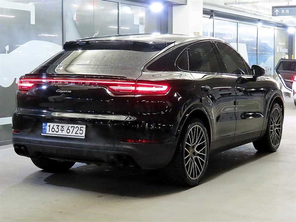 Porsche Cayenne - Vista 4