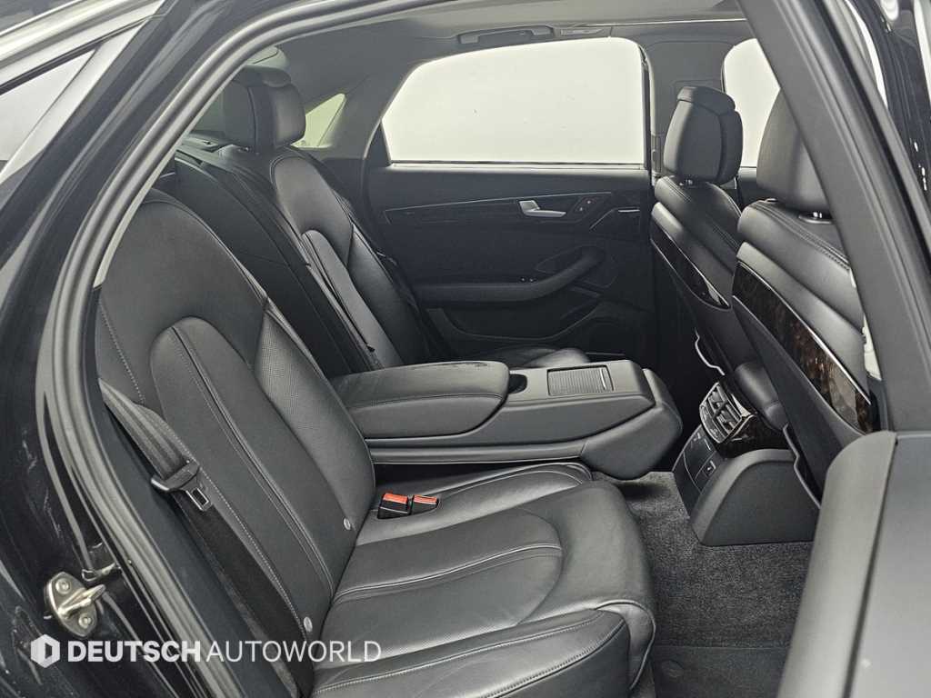 Audi A8 - Vista 12