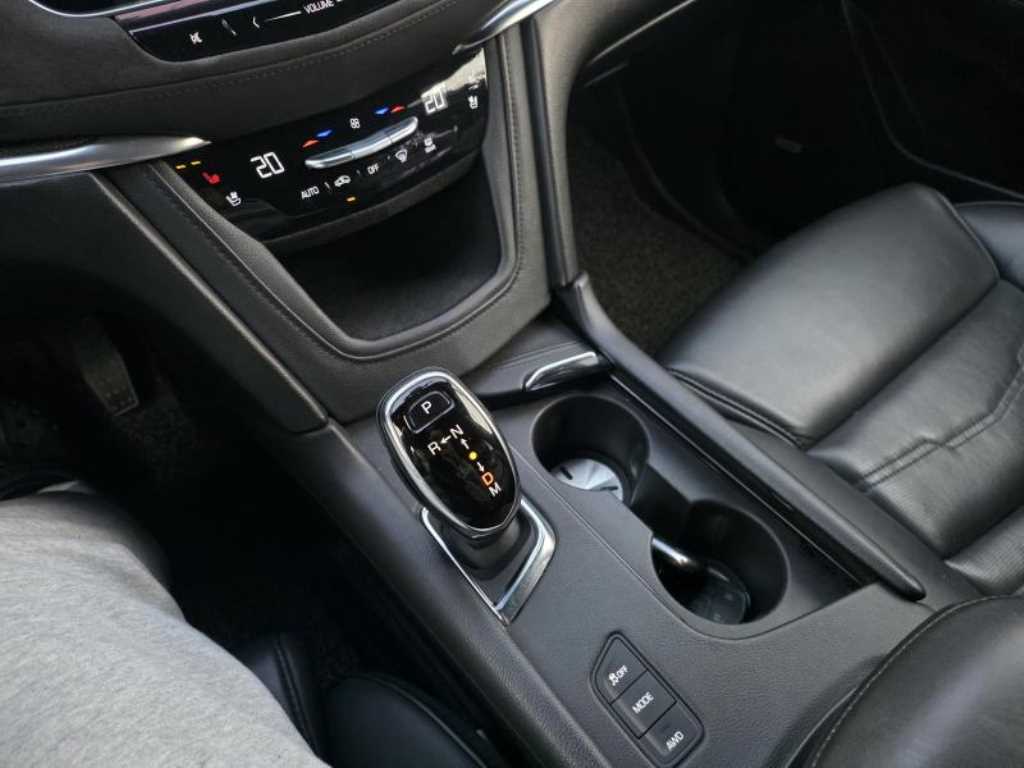 Cadillac XT5 2017 Azul - Importación desde Corea - HF Imports Iquique - Foto 13