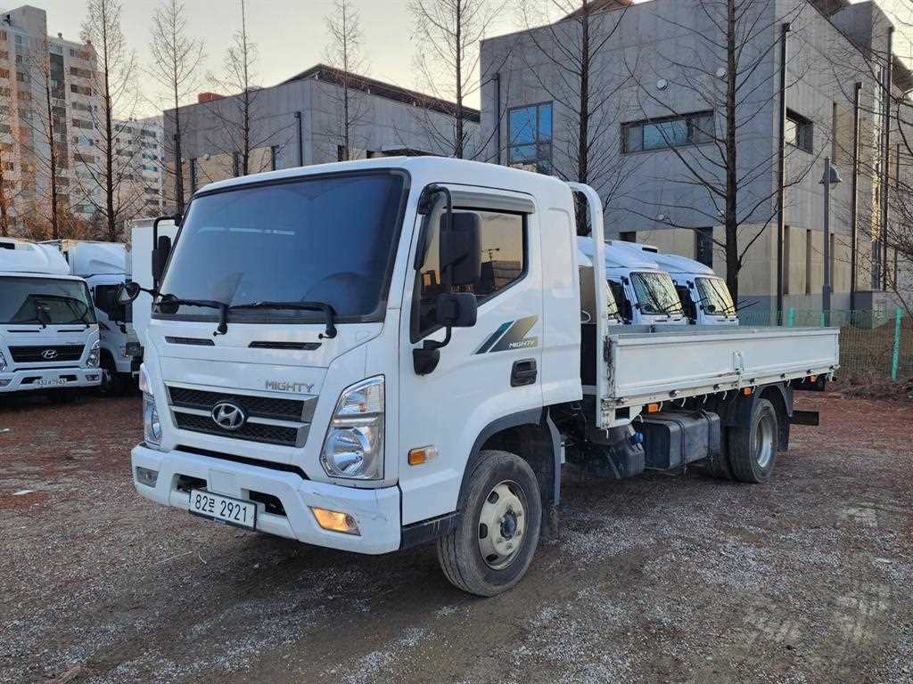 medium and large cargo Cargo 2022 Blanco - Importación desde Corea - HF Imports Iquique - Foto 1