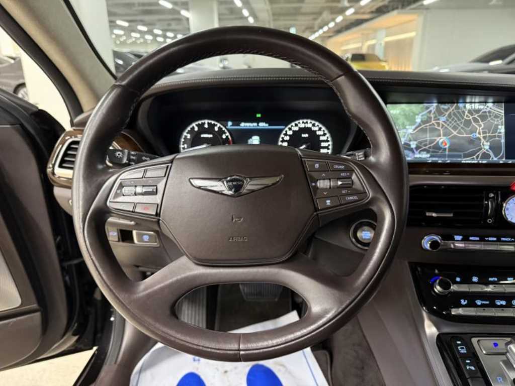 Genesis EQ900 - Vista 9