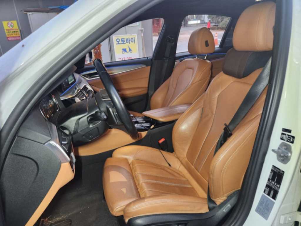 BMW 5 Series - Vista 4