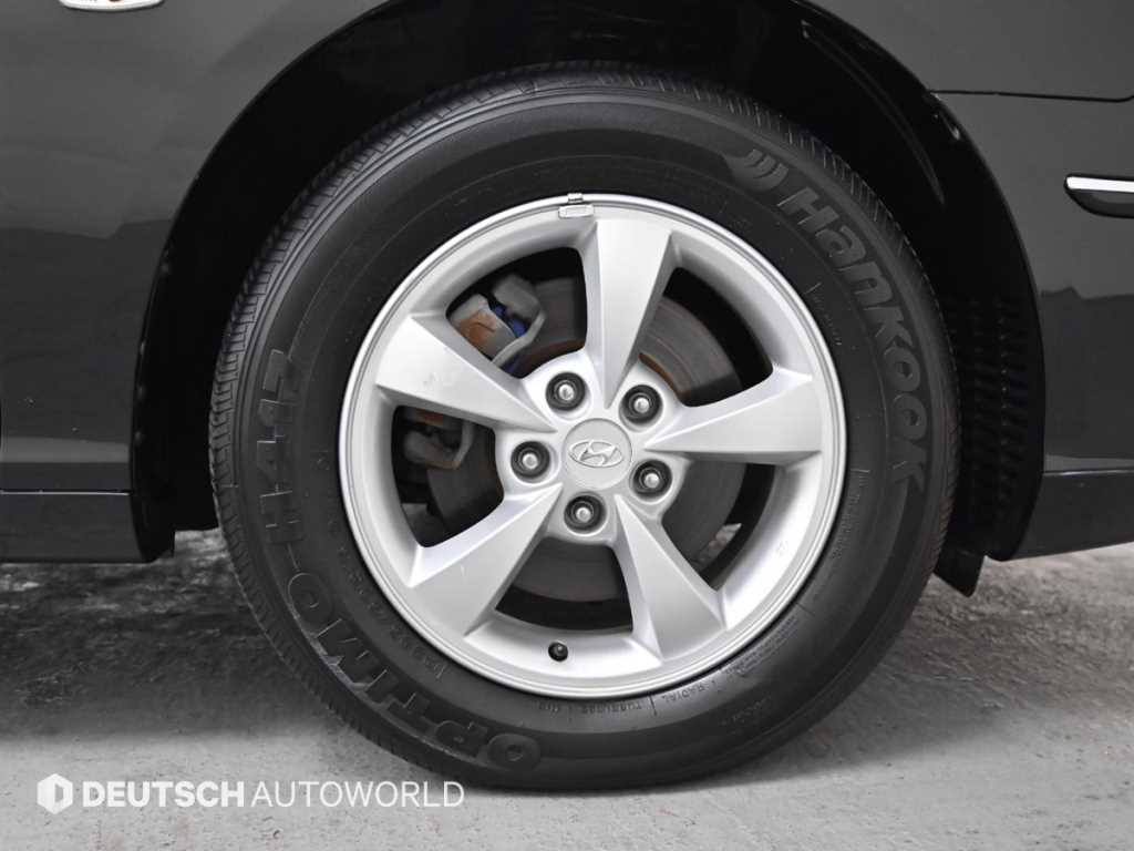 HYUNDAI Grandeur - Vista 5