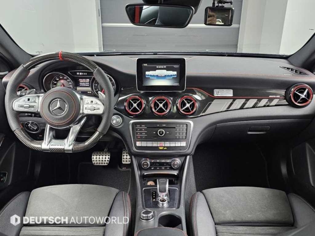 Mercedes Benz GLA Class - Vista 7