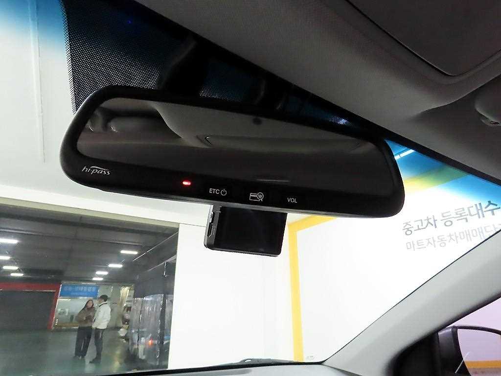 HYUNDAI Avante 2017 Gris - Importación desde Corea - HF Imports Iquique - Foto 16