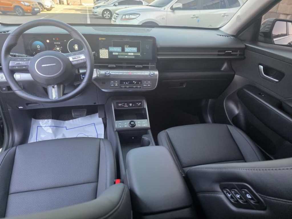 HYUNDAI Kona - Vista 7