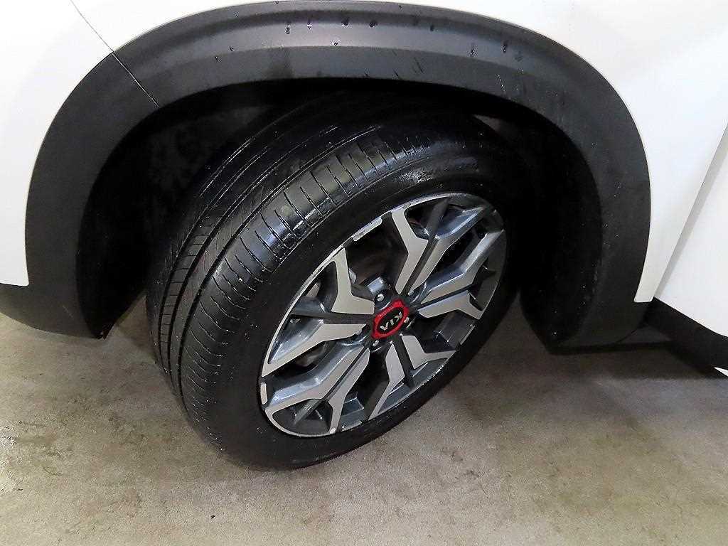 KIA Seltos 2021 Blanco - Importación desde Corea - HF Imports Iquique - Foto 19