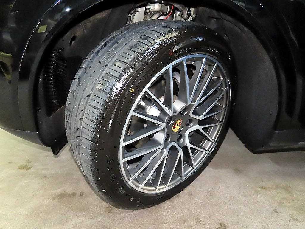 Porsche Cayenne 2023 Negro - Importación desde Corea - HF Imports Iquique - Foto 20