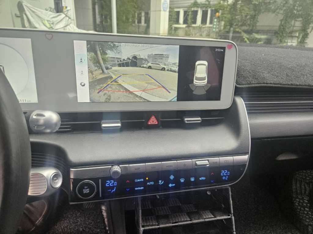 HYUNDAI Ioniq 5 - Vista 11