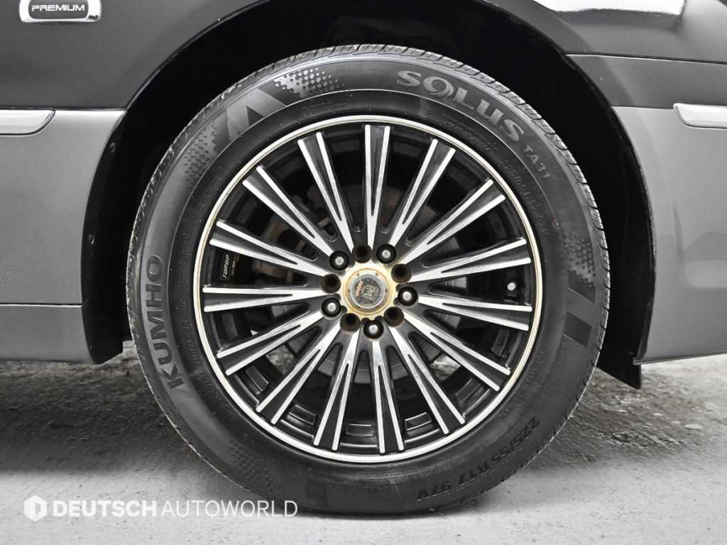 KIA Opirus - Vista 5