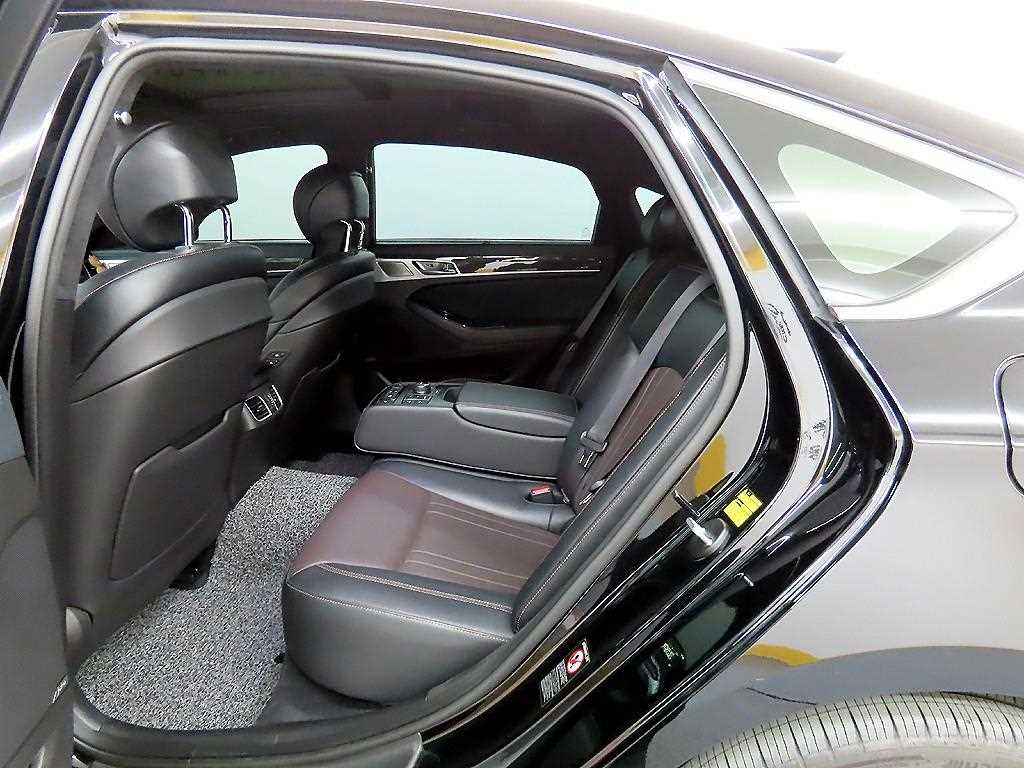 Genesis G80 - Vista 6