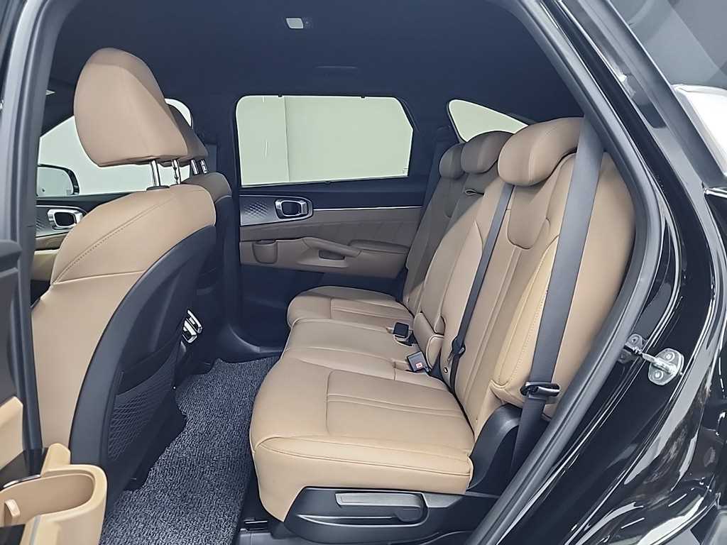 KIA Sorento - Vista 12