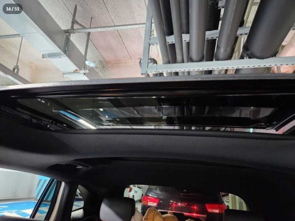 Mercedes Benz GLA Class - Vista 10