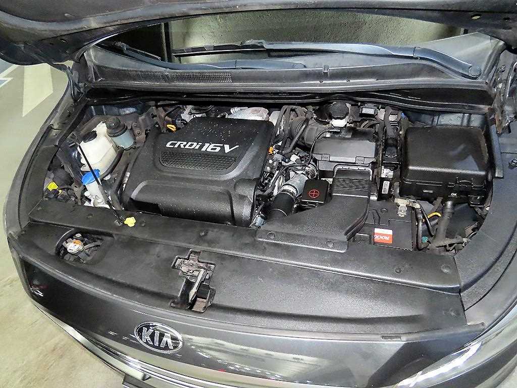 KIA Carnival 2017 Gris - Importación desde Corea - HF Imports Iquique - Foto 19