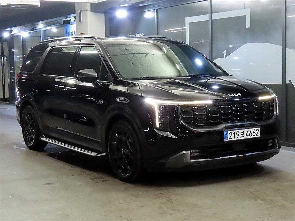 KIA Carnival 2024 Negro - Importación desde Corea - HF Imports Iquique - Foto 1