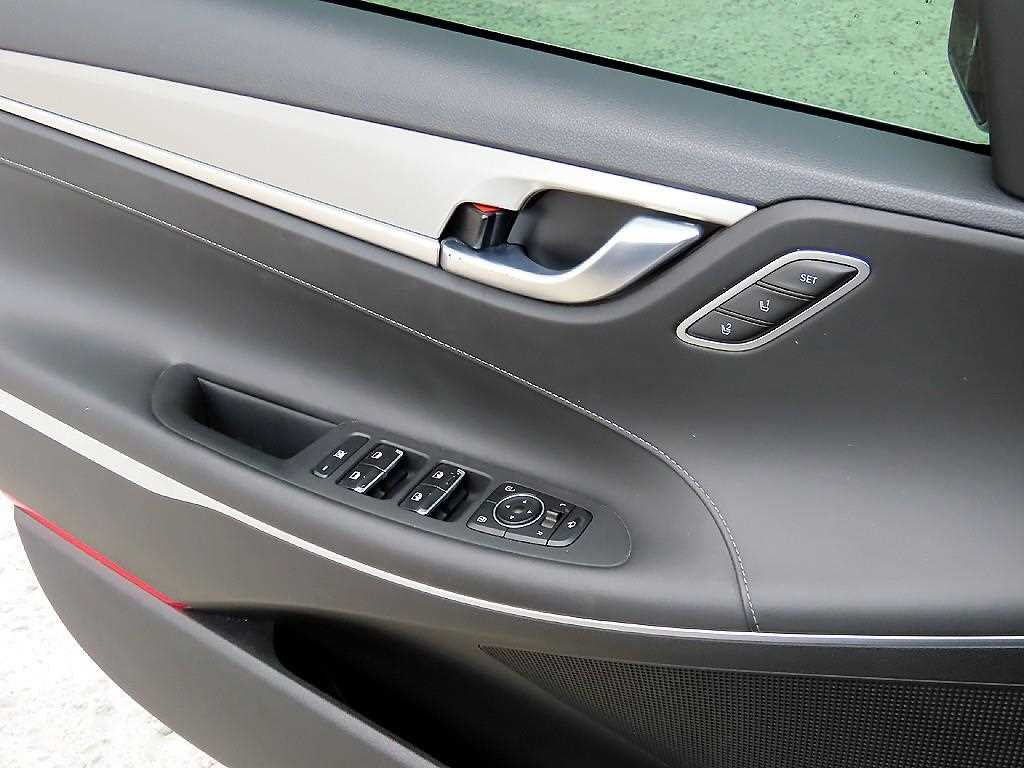 HYUNDAI Grandeur 2018 Azul - Importación desde Corea - HF Imports Iquique - Foto 14