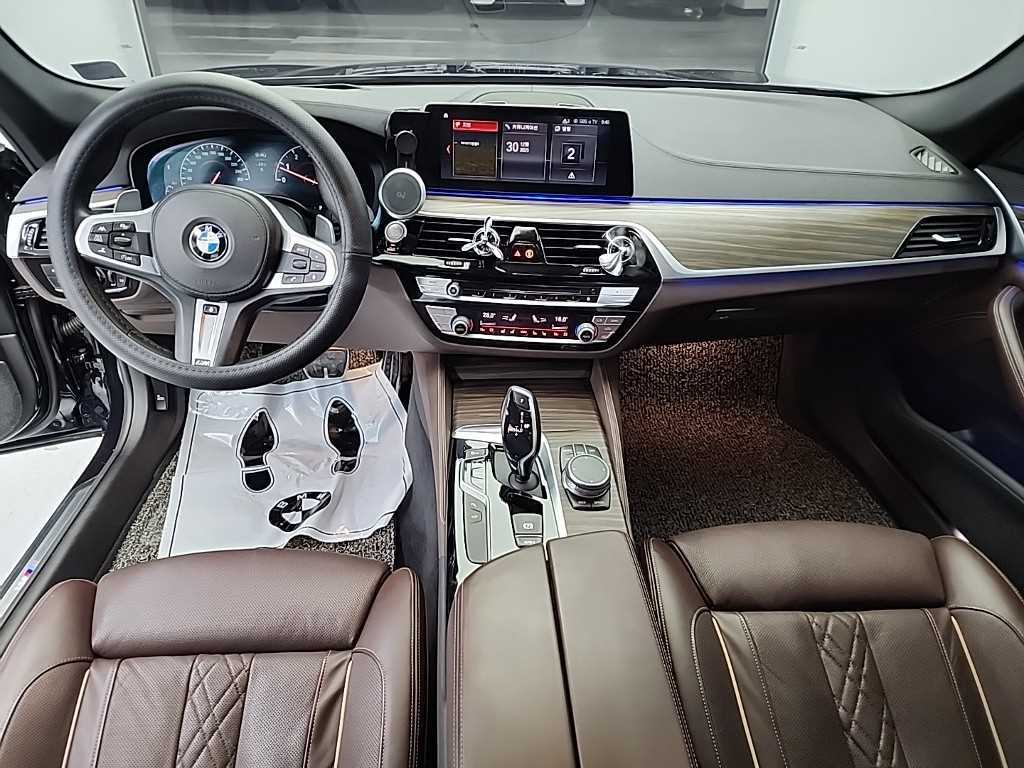 BMW 5 Series - Vista 7