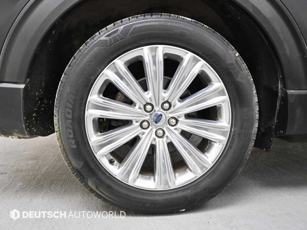 Ford Explorer - Vista 5