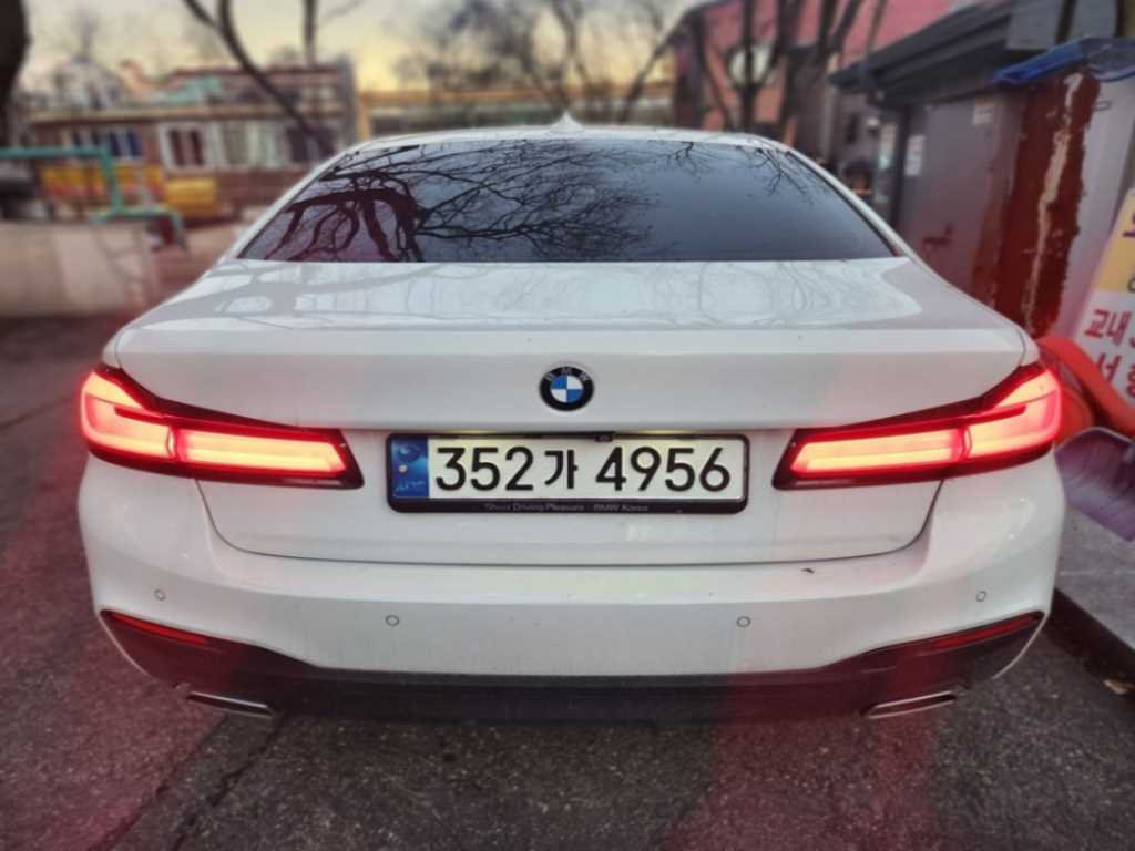 BMW 5 Series - Vista 2