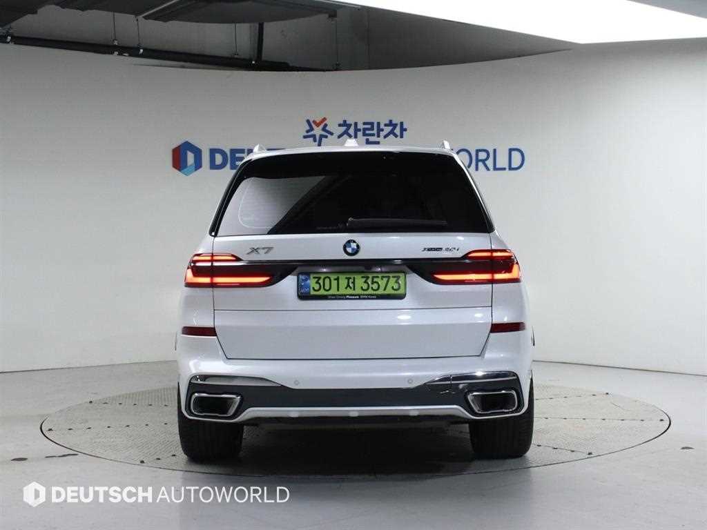 BMW X7 - Vista 4