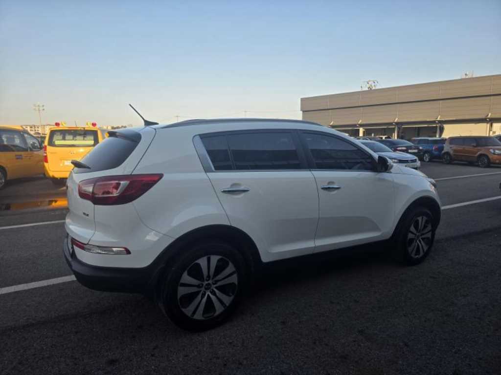 KIA Sportage - Vista 4