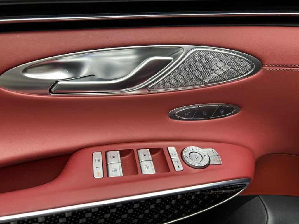 Genesis GV70 2024 Rojo - Importación desde Corea - HF Imports Iquique - Foto 13