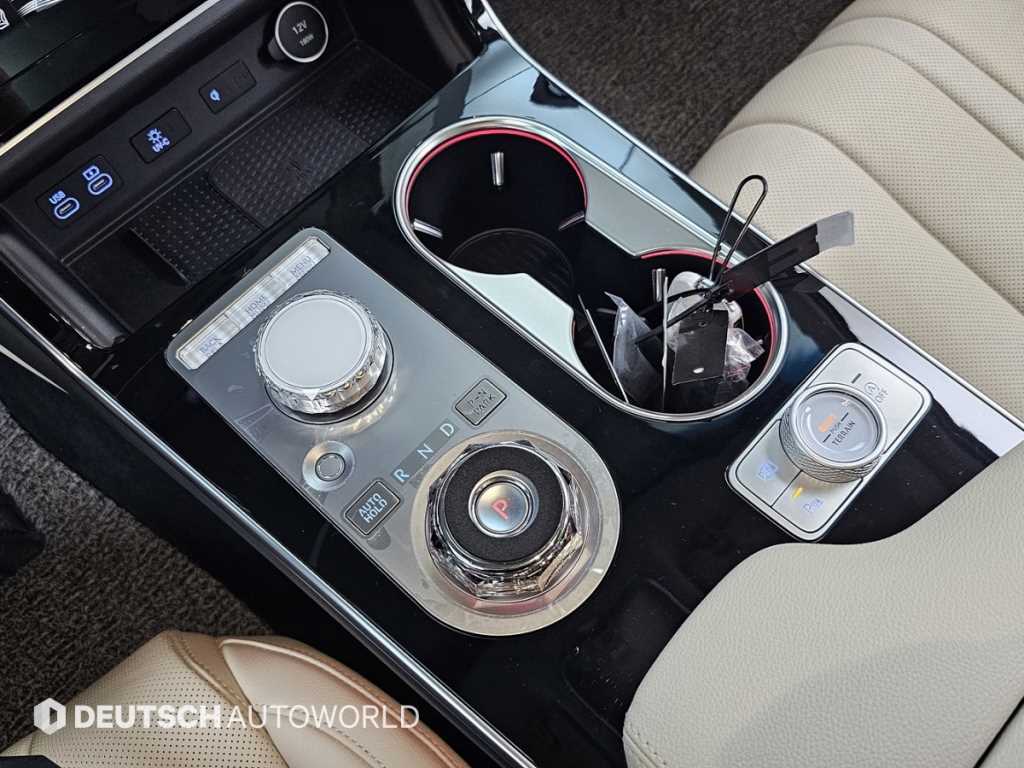 Genesis GV80 - Vista 9