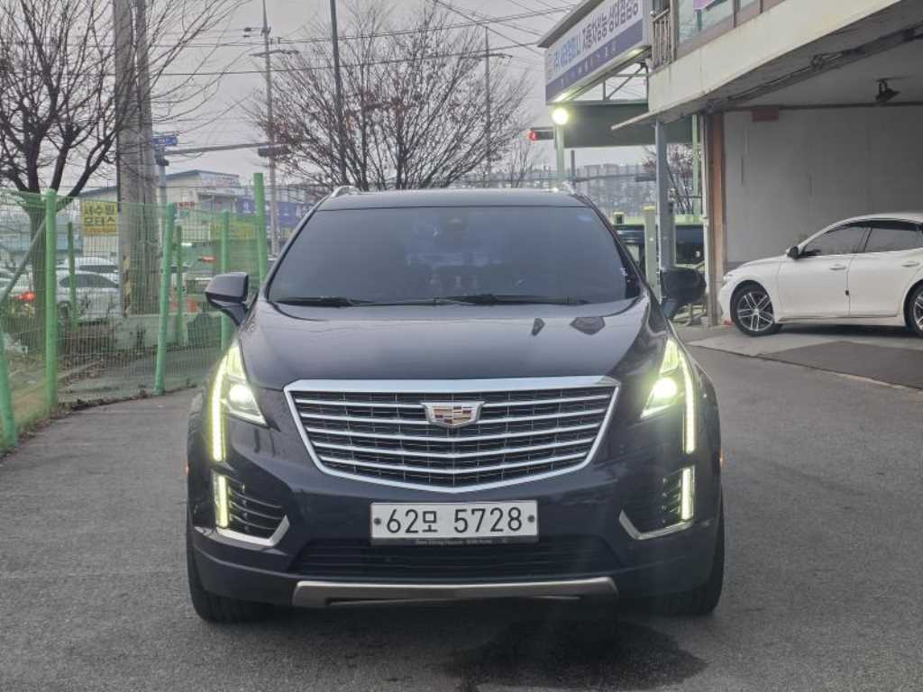 Cadillac XT5 - Vista 2