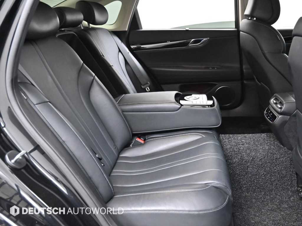 Genesis G80 - Vista 12