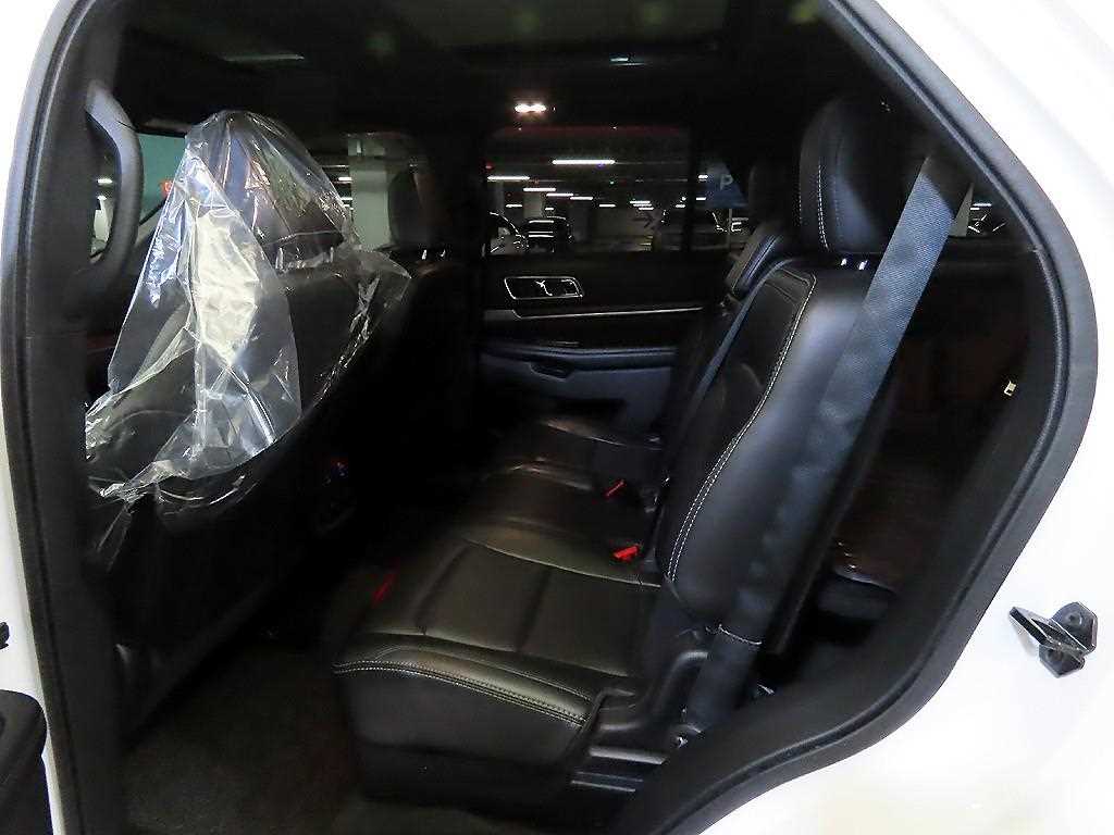 Ford Explorer - Vista 7