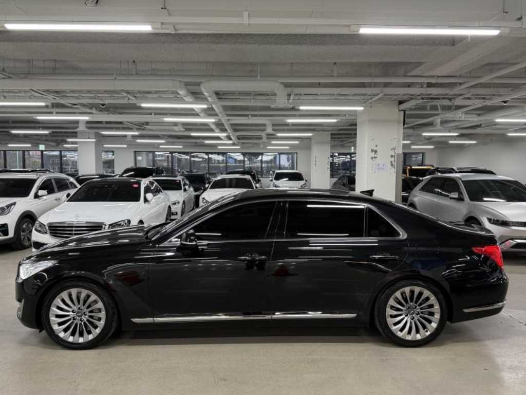 Genesis EQ900 - Vista 5