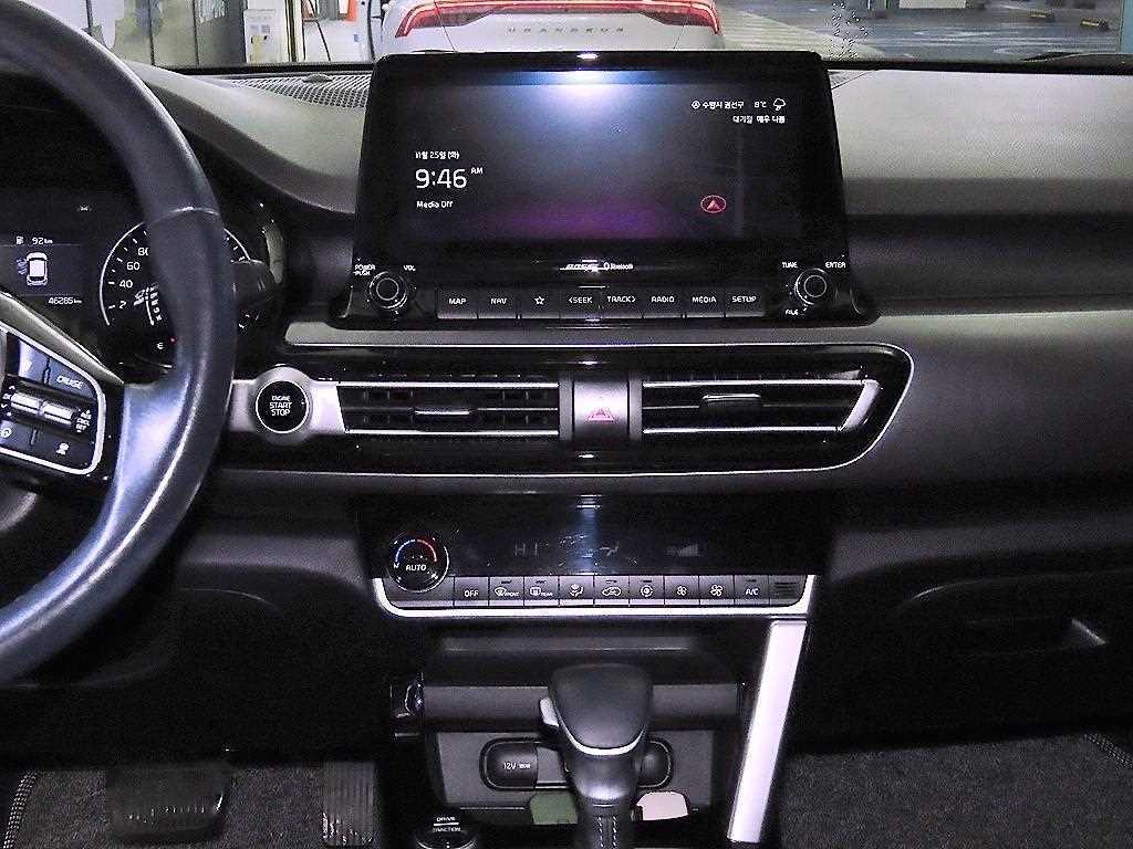 KIA Seltos - Vista 10