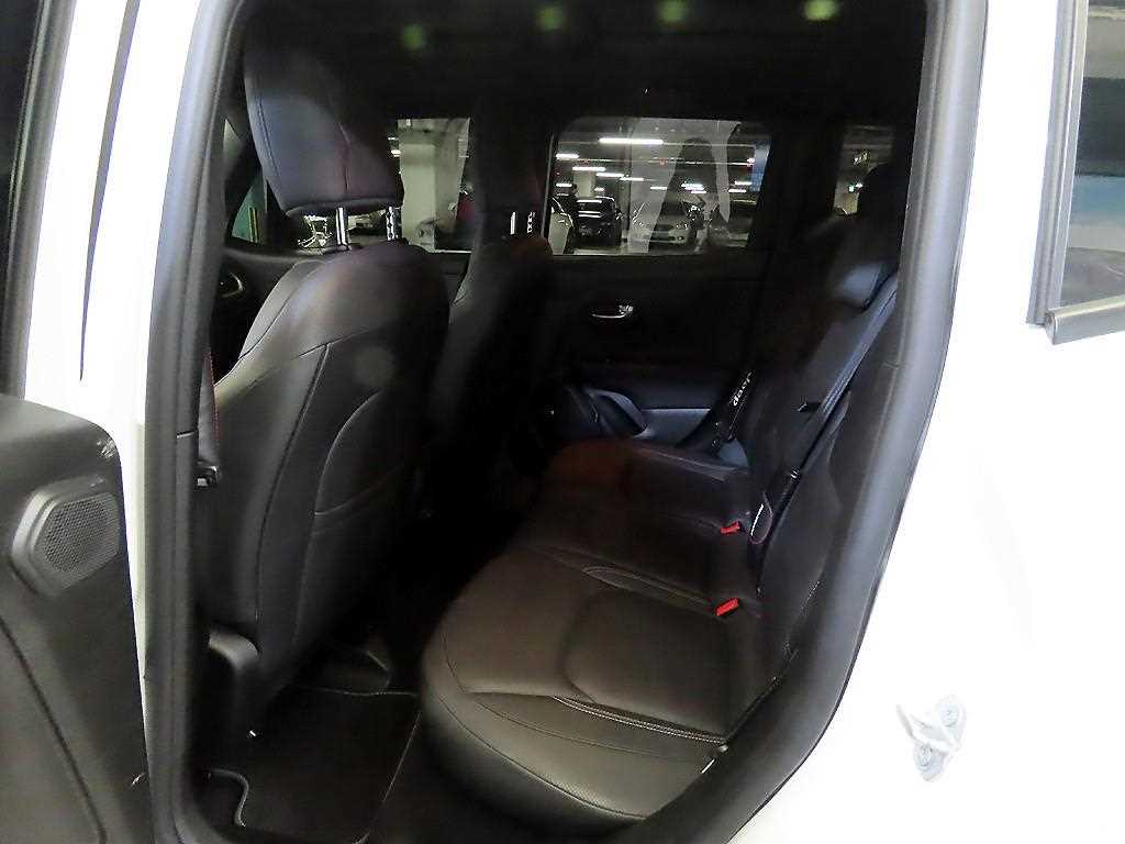 Jeep Renegade - Vista 7