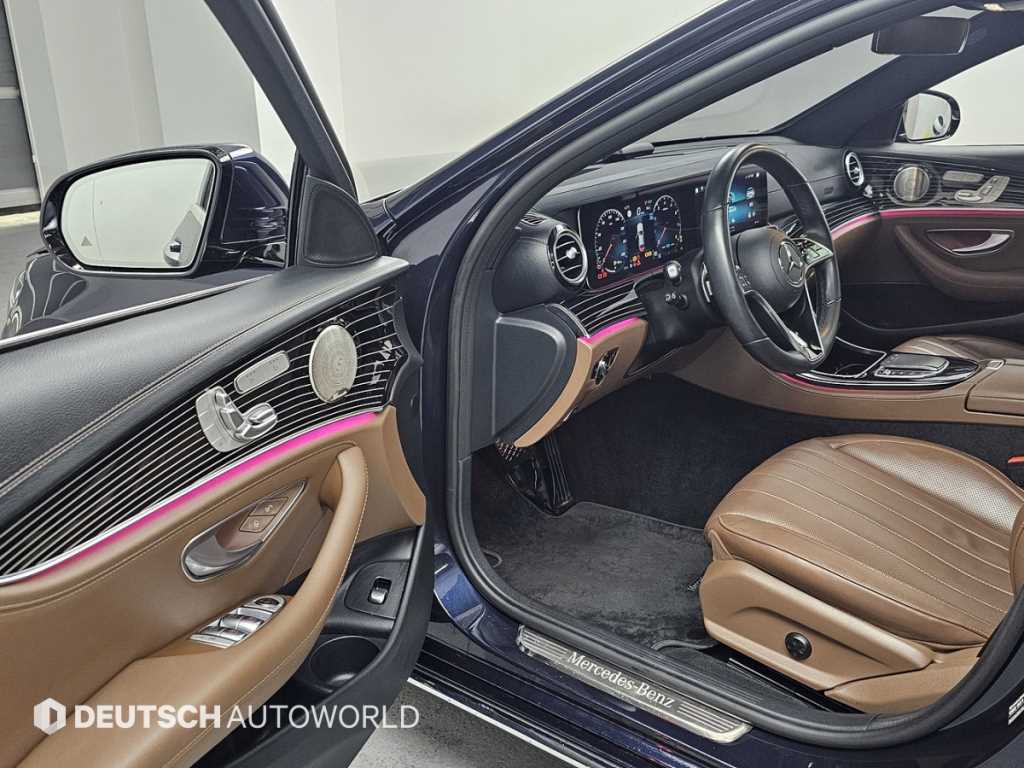 Mercedes Benz E class - Vista 11