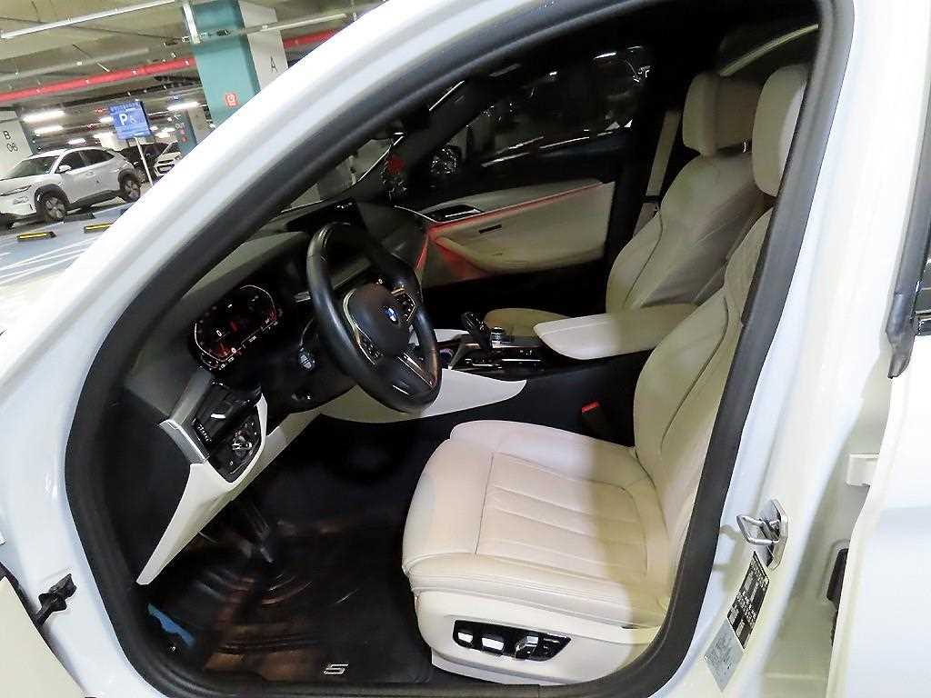 BMW 5 Series - Vista 7