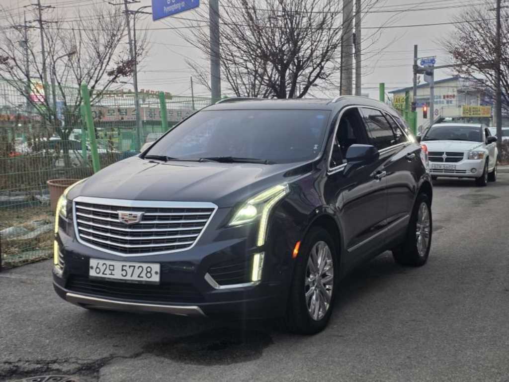 Cadillac XT5 2017 Azul - Importación desde Corea - HF Imports Iquique - Foto 1