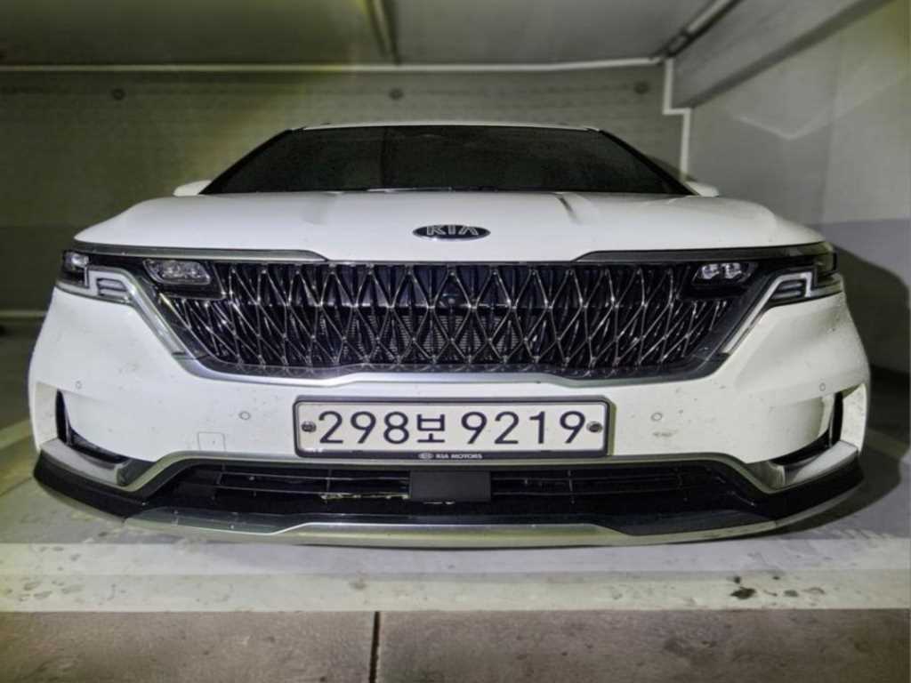 KIA Carnival 2021 Blanco - Importación desde Corea - HF Imports Iquique - Foto 1