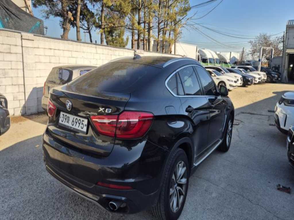 BMW X6 - Vista 3