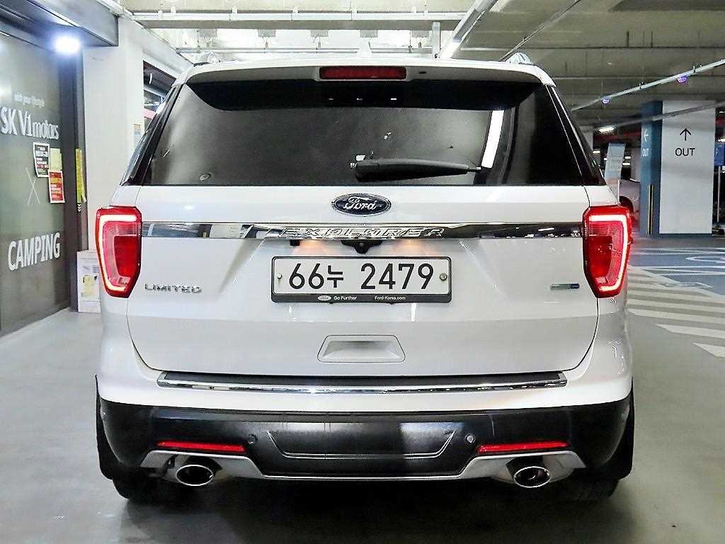 Ford Explorer - Vista 5