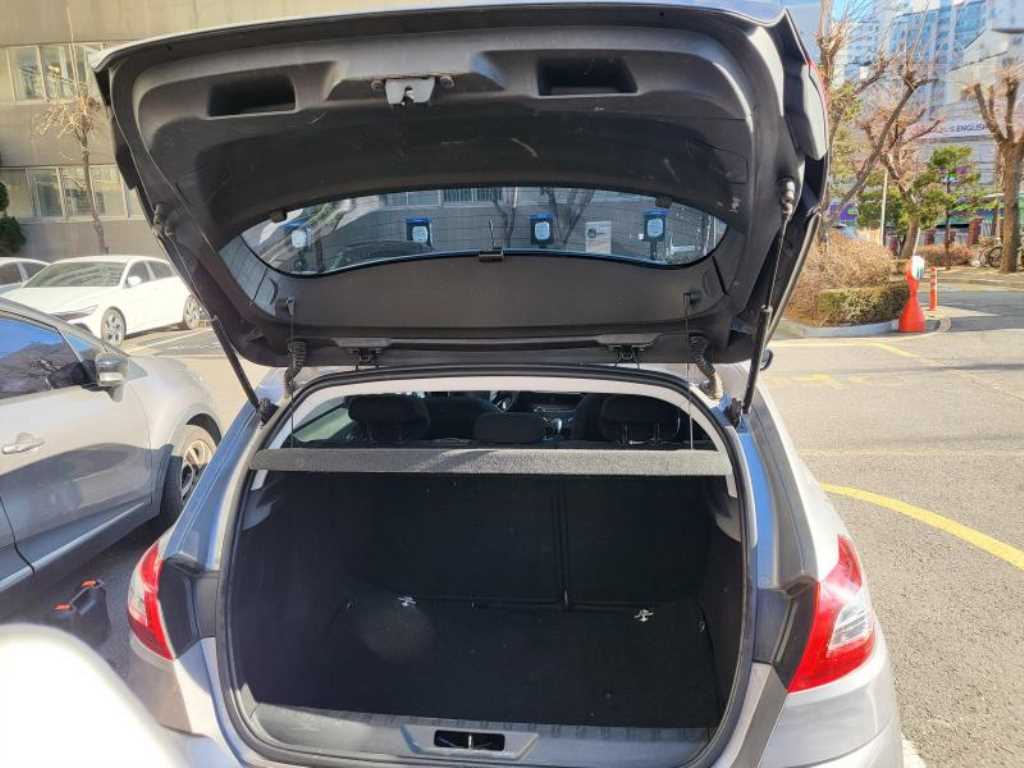 Peugeot 308 2015 Gris - Importación desde Corea - HF Imports Iquique - Foto 15