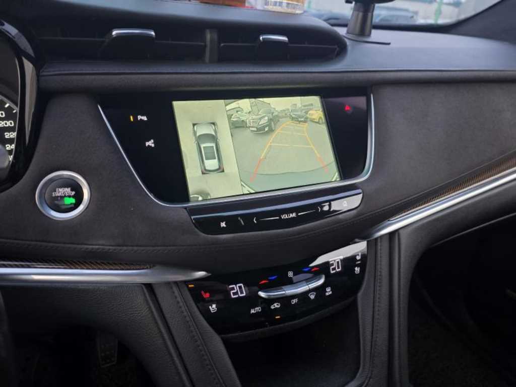 Cadillac XT5 - Vista 5